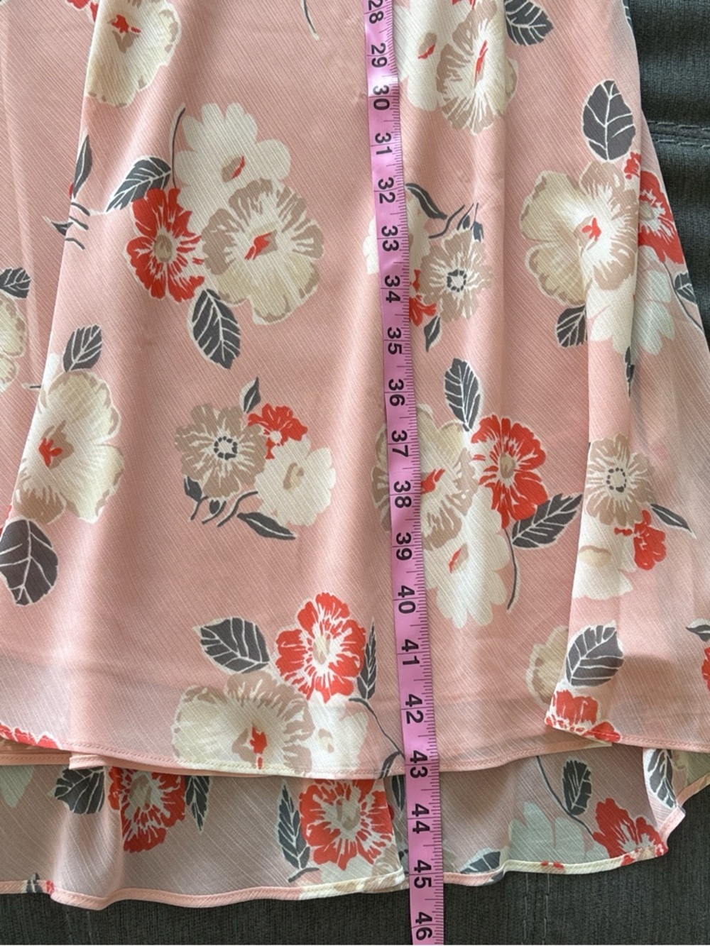 Ralph Lauren Pink Floral V-Neck Midi Dress. 16 - Picture 8 of 11